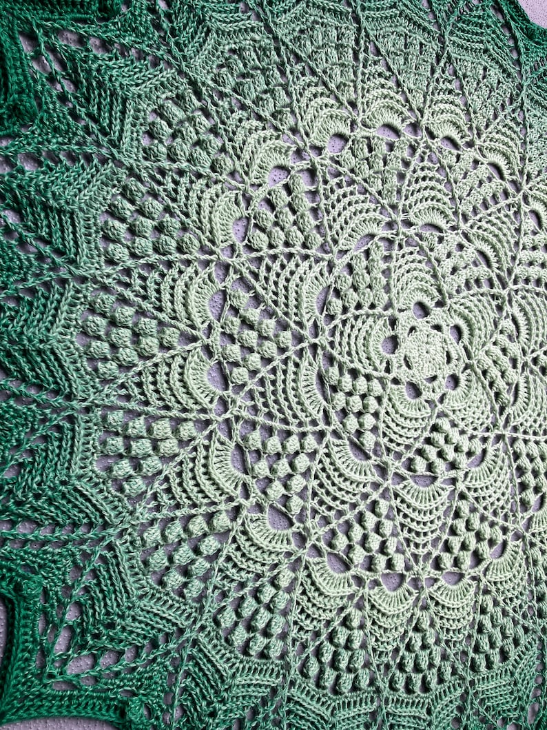 🌸 Lotus Blossom Mandala Crochet Pattern – Elegant & Timeless 🧶✨